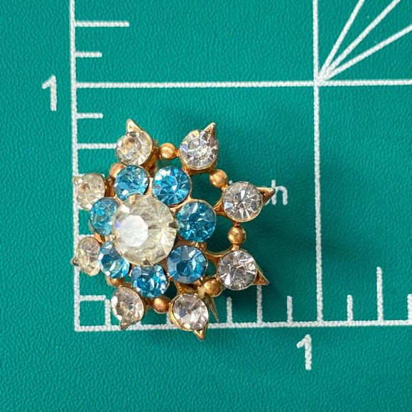 Tiny Brooch Starburst Flower Blue & White Rhinestones - Picture 6 of 6